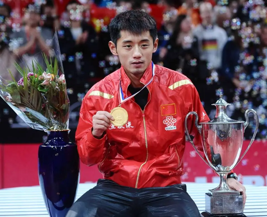 中国乒乓球队力克比利时乒乓球队，张继科爆发神勇