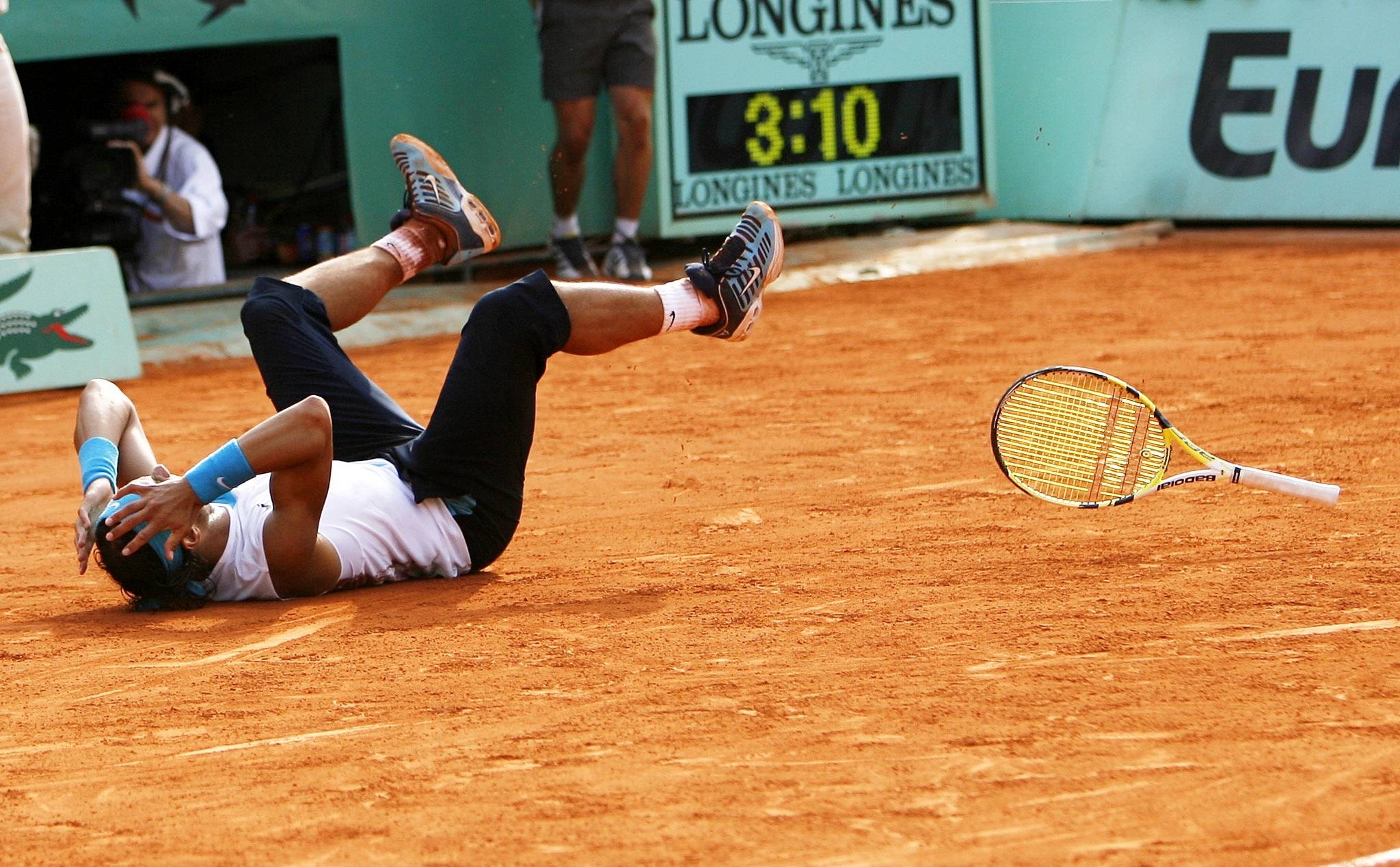 世界网球队轻取西班牙网球队,纳达尔打破历史纪录 世界网球队轻取西班牙网球队,纳达尔打破历史纪录