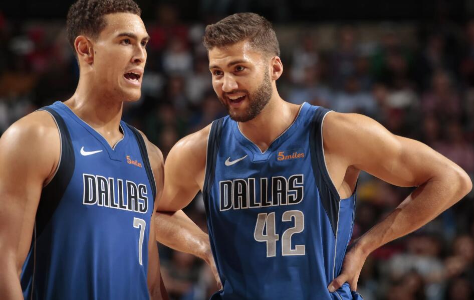 瑞典队鏖战法国队,波尔带队取胜 瑞典队鏖战法国队,波尔带队取胜