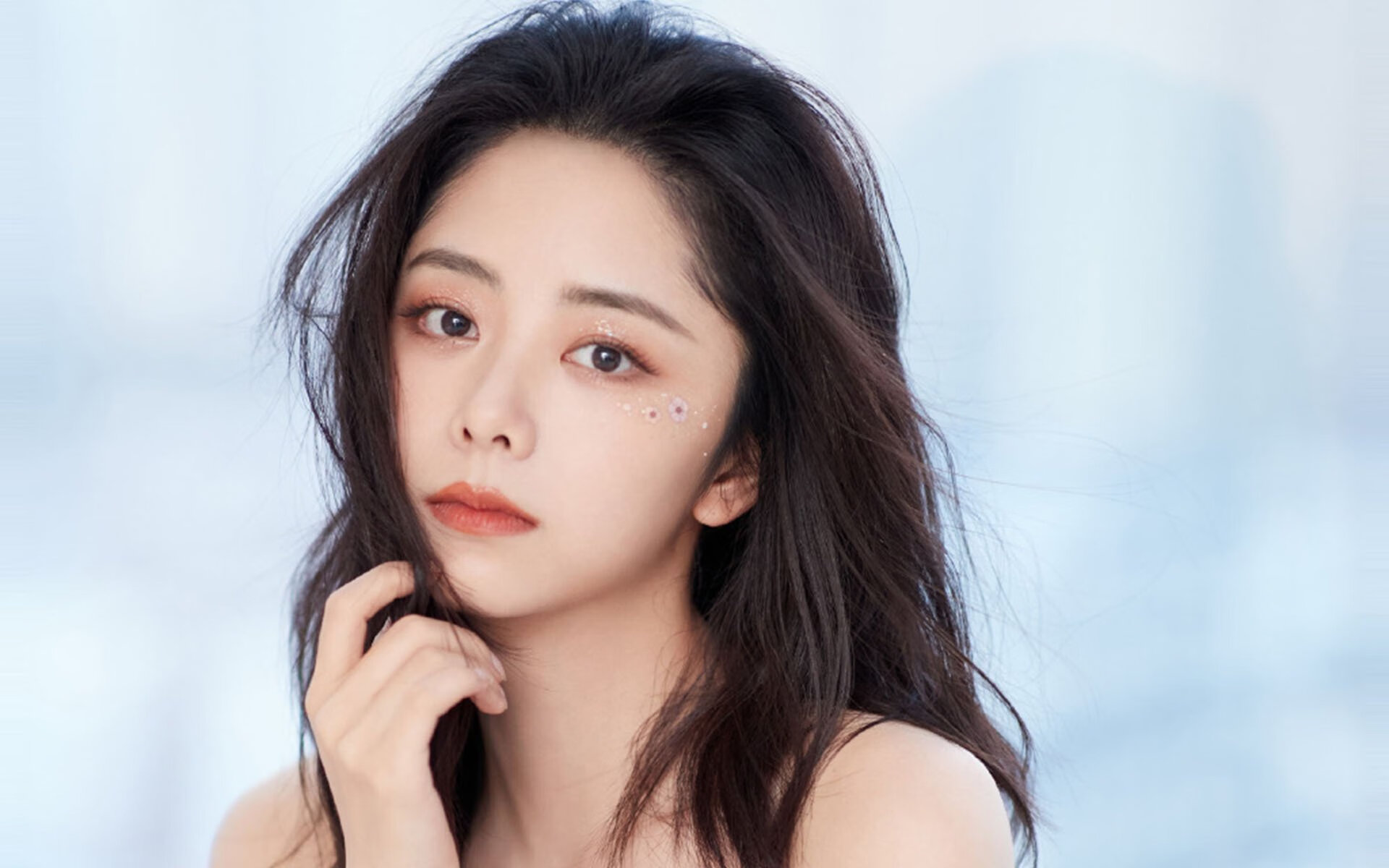 温网为何轻取美网？兹维列夫高光表现揭示网坛真谛