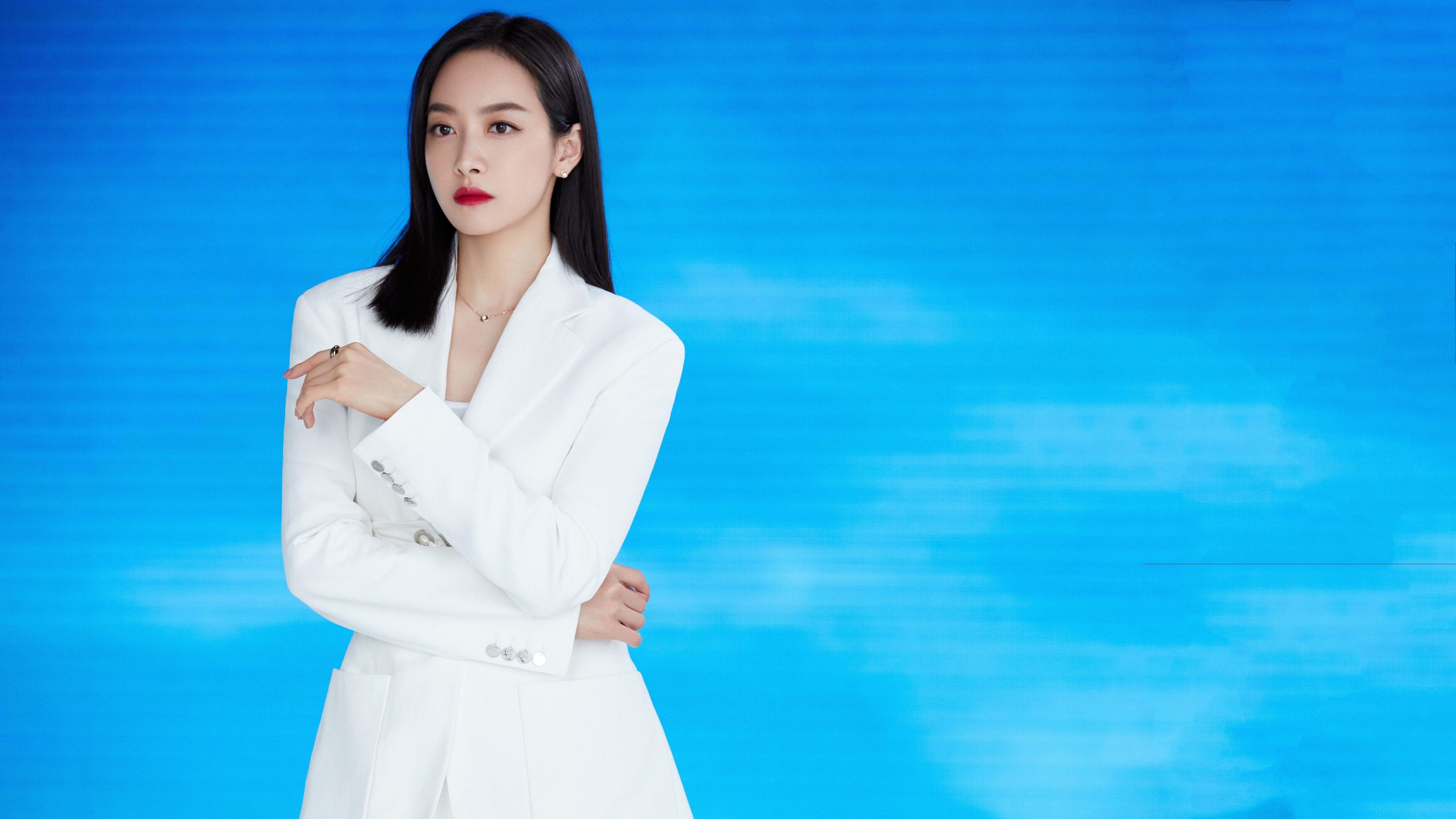 奥运周期关键战,那不勒斯蓝色海啸冲垮西班牙,战术革命宣告新时代